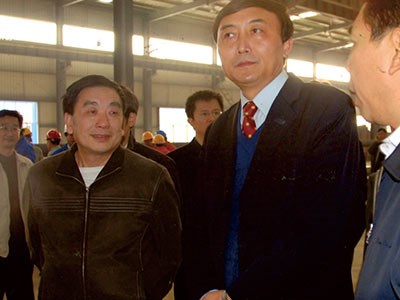 原湖南省副省長徐明華視察生產(chǎn)車間，彭琪董事長現(xiàn)場陪同